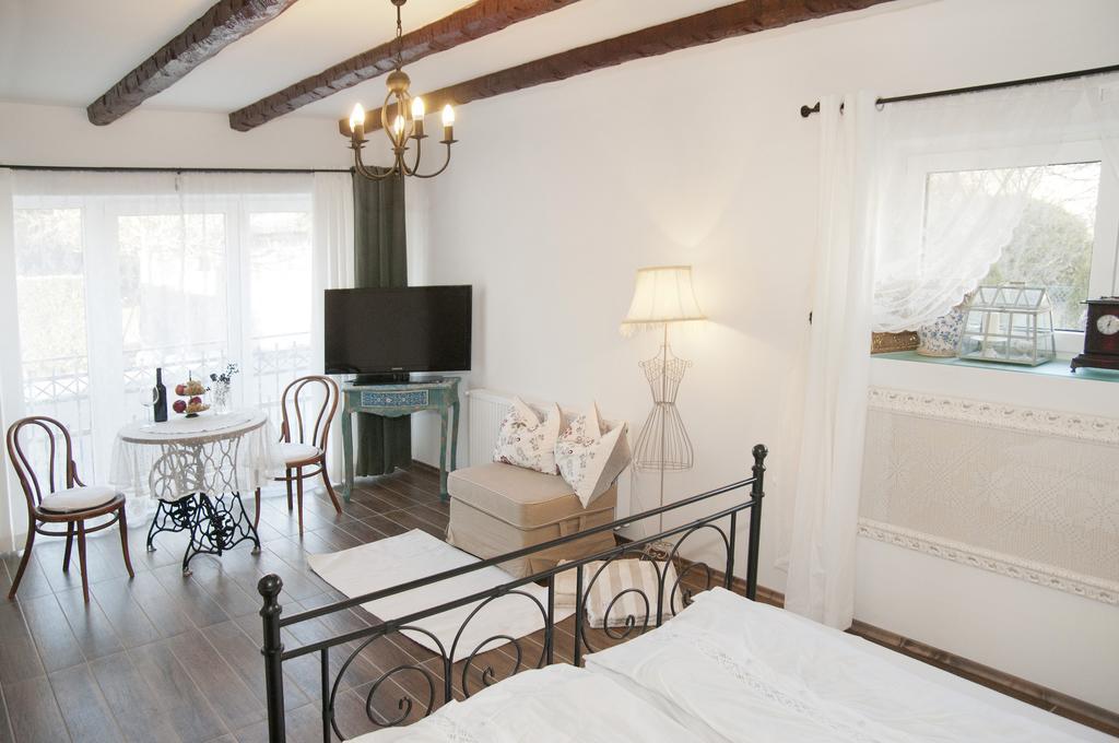 Anita Home Gyenesdias Bagian luar foto