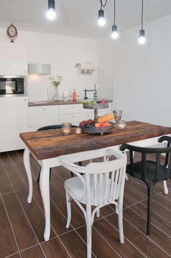 Anita Home Gyenesdias Bagian luar foto