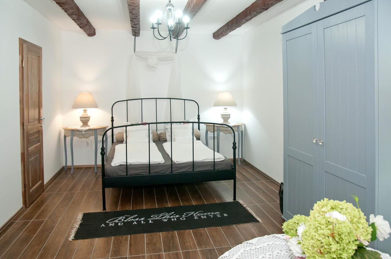 Anita Home Gyenesdias Bagian luar foto